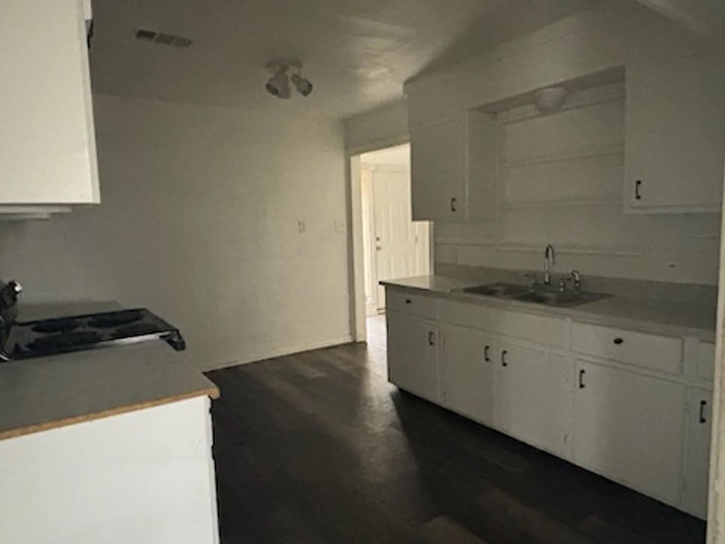 1652 Kentwood Dr Jackson, MS 39212 — Photo 3