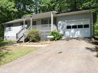 6880 Summer Hill Dr, Douglasville, GA 30135