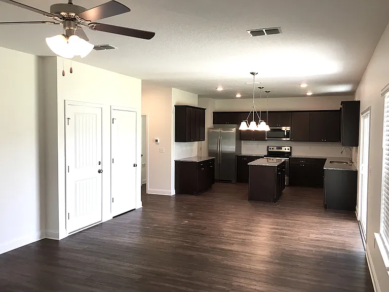3173 Creek Village Lane Grn — Photo 4