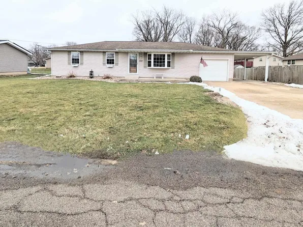 507 Whippoorwill Dr, Washington, IL 61571