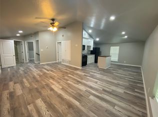 101 Lane Ave #3, Cleburne, TX 76033