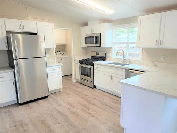 21155 Garden Ave, Hayward, CA 94541