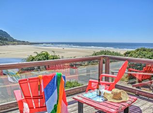 190 Ocean View Dr, Yachats, OR 97498