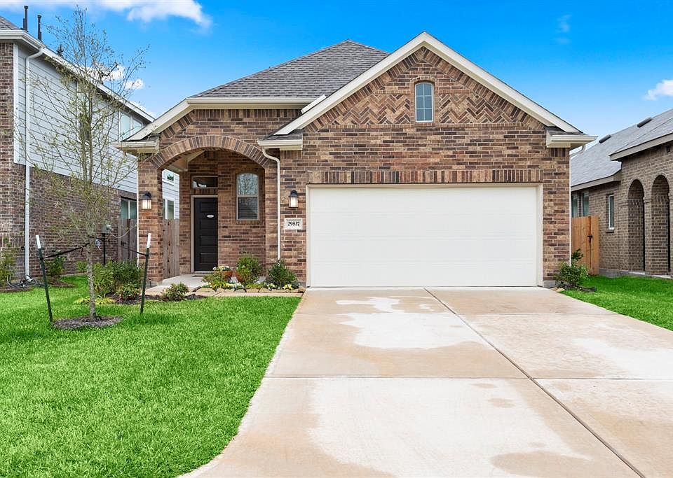 Welcome Home to 29837 Dovetail Bluff. This adorable 3 bed 2 bath home is conveniently located in the neighborhood of Wright's Landing. The home, built in 2018, shows just like new.