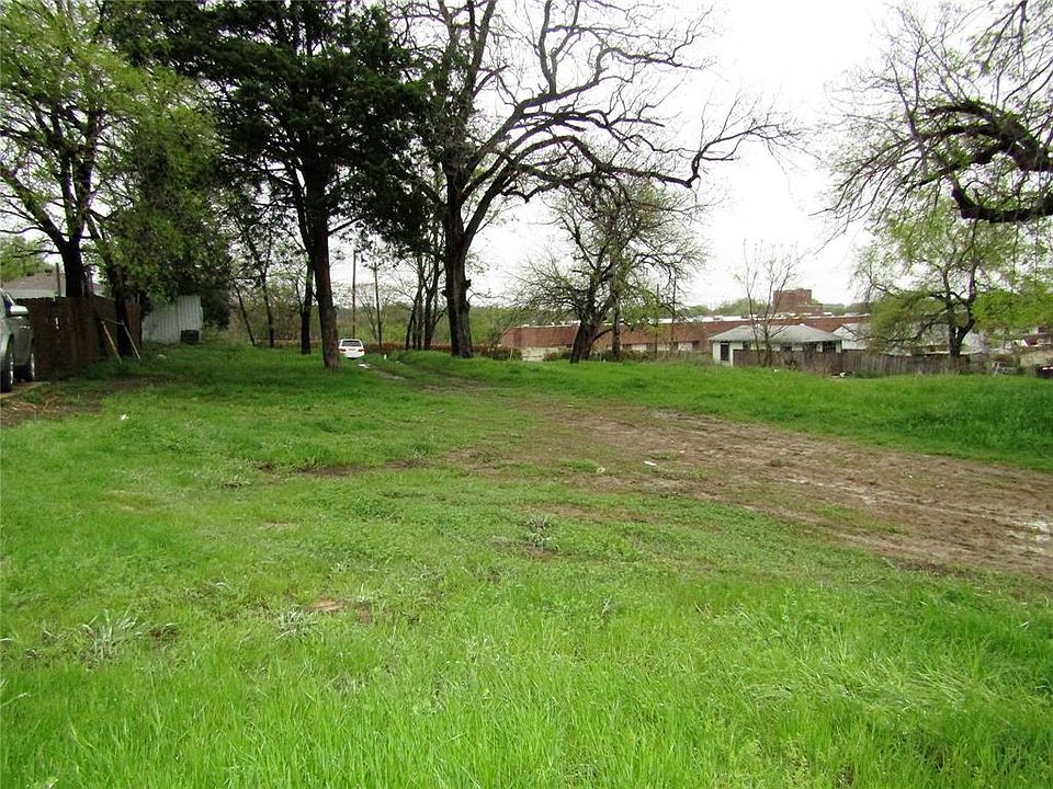 2nd image of 4727 Military Pkwy Lot 10