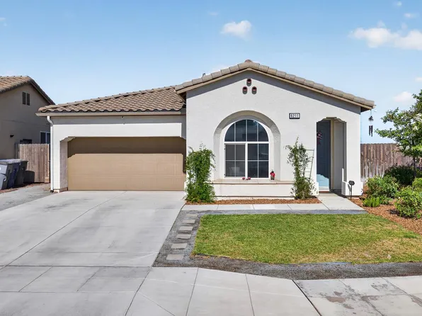 6211 N Vista Ave, Fresno, CA 93722