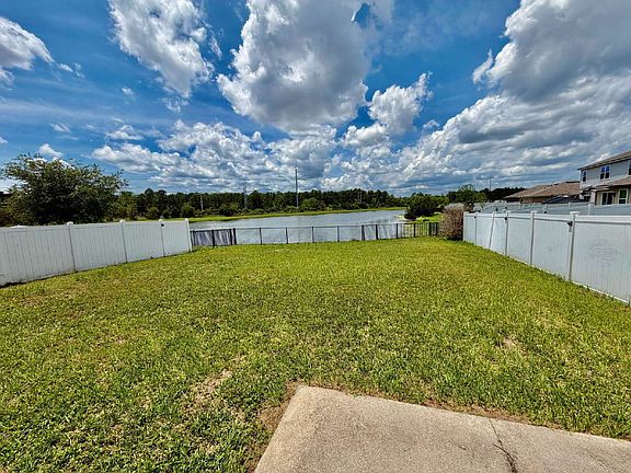 4th image of 11236 Sheepshead Ln