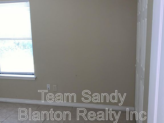 2nd image of 6823 Tiki Ln APT 3