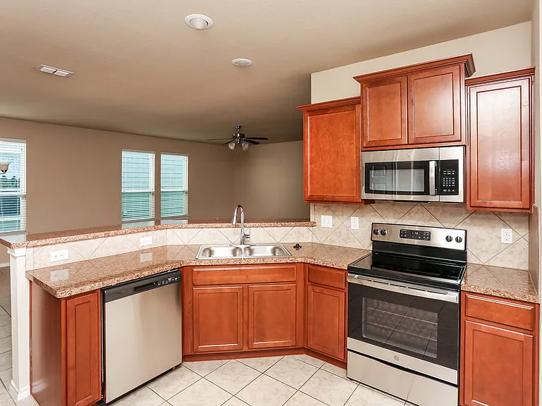 10973 Caldwell Ln — Photo 6