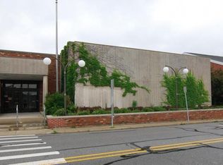 214 S Court St, Crown Point, IN 46307