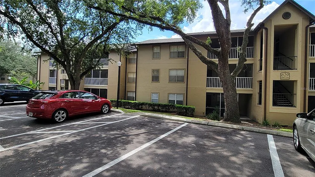 2 bed, 2.0 bath, 1019 sqft, $1,549 — Photo 3