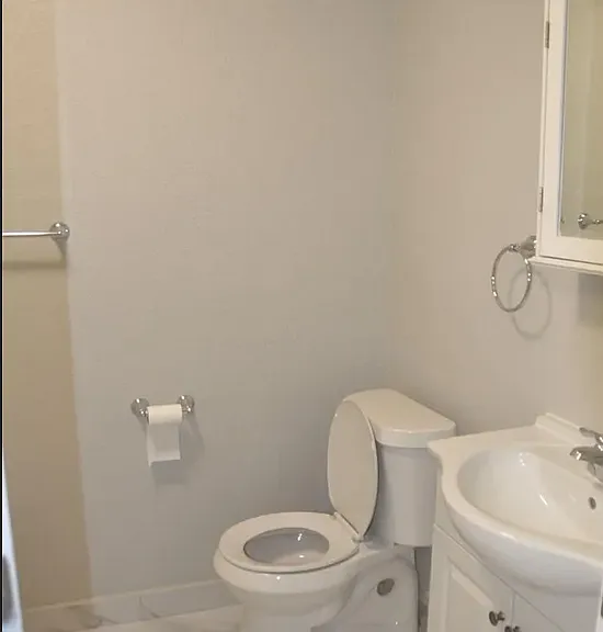 2809 W Short Pl — Photo 2