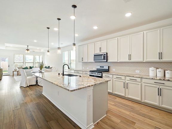 5th image of 1372 Grass Bend Dr
