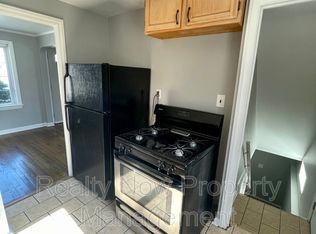 18604 Waterbury Ave, Maple Hts, OH
