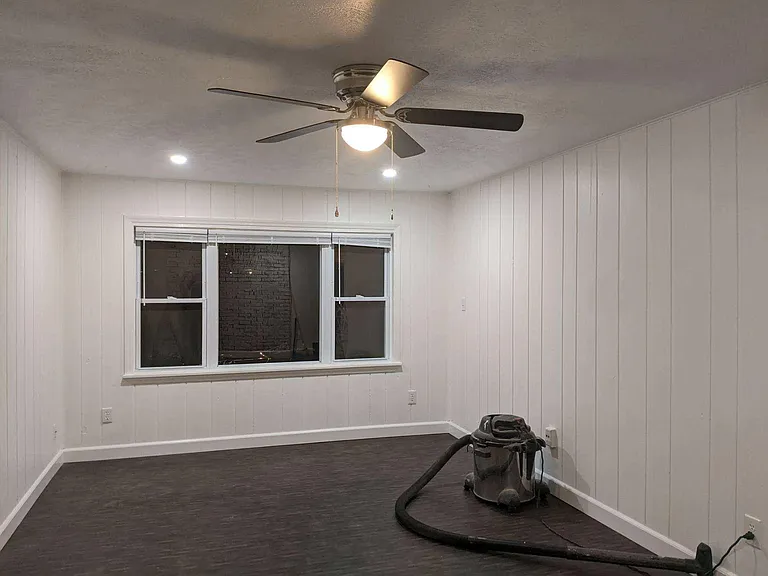 5496 Flotron Ave — Photo 6