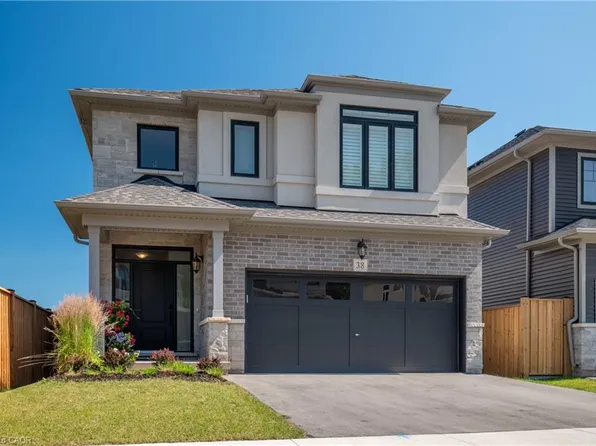 38 Riesling St, Grimsby, ON L3M 0L2