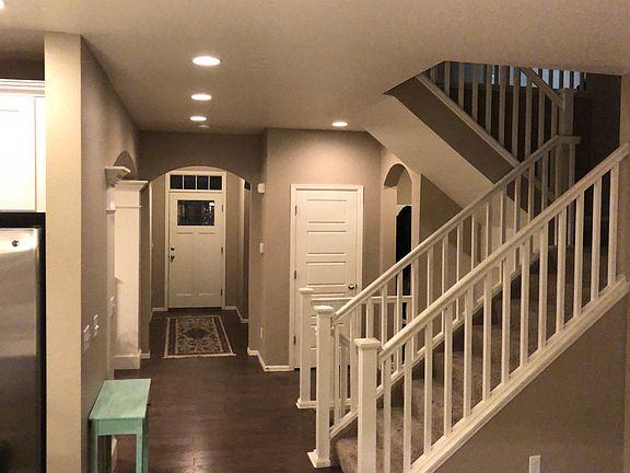 Entry way 