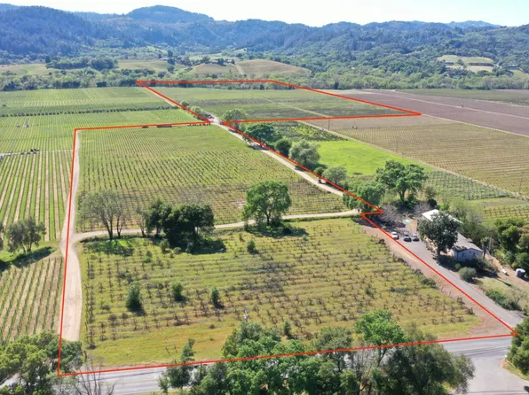 4304 Dry Creek Road, Healdsburg, CA 95448