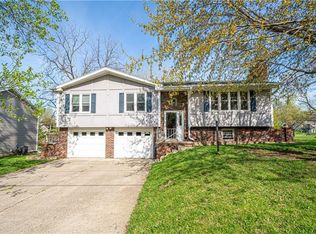 4325 Miller Rd, Saint Joseph, MO 64505