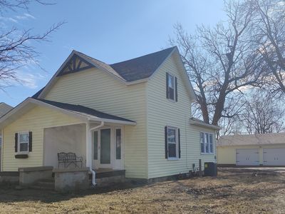 1711 S East St, Elwood, IN, 46036