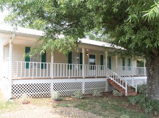 498 Union Point Rd, Lexington, GA 30648