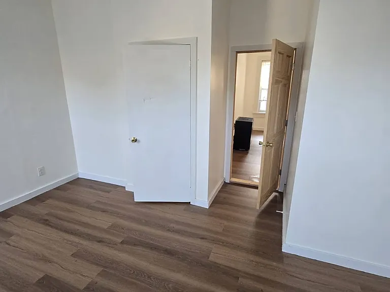 50 Elliot St #2 — Photo 5