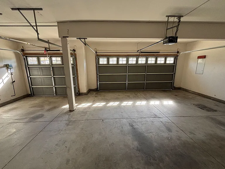 1163 Via Vista Dr — Photo 38