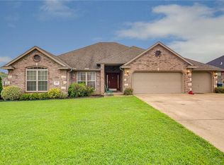 2137 Spring Creek Ave, Springdale, AR 72764