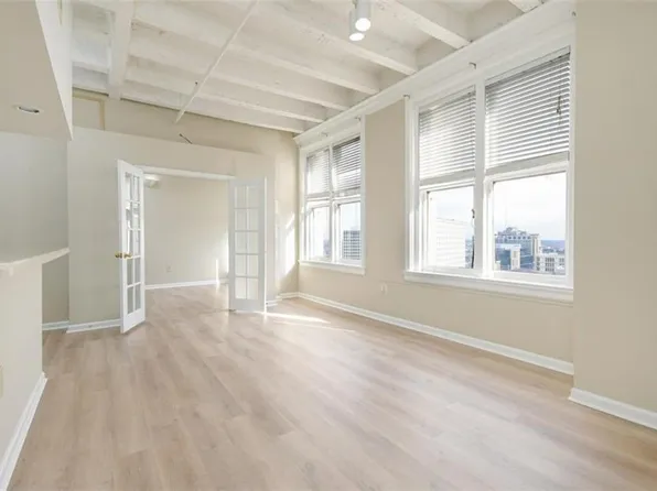32 Peachtree St NW APT 1406, Atlanta, GA 30303