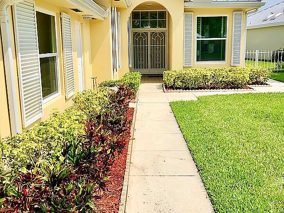 2nd image of 2659 SW Greenwich Way