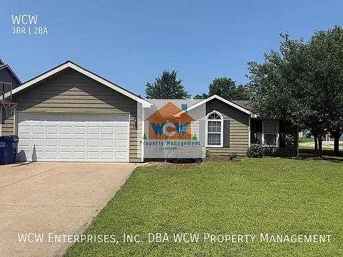 2400 SW Stowe Dr Photo 1