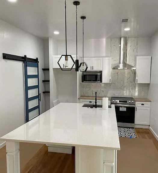 320 N Brinkley — Photo 13