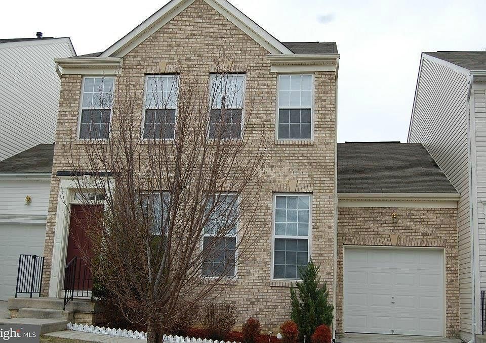 1st image of 205 Taft Dr