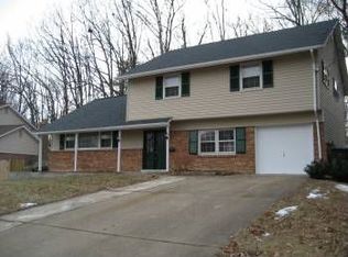 8513 Oakford Dr, Springfield, VA 22152