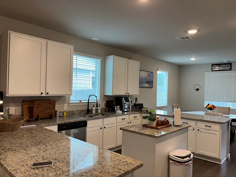 14031 Chinook Dr — Photo 5