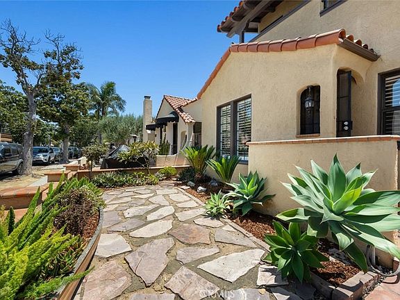 3rd image of 118 Glendora Ave