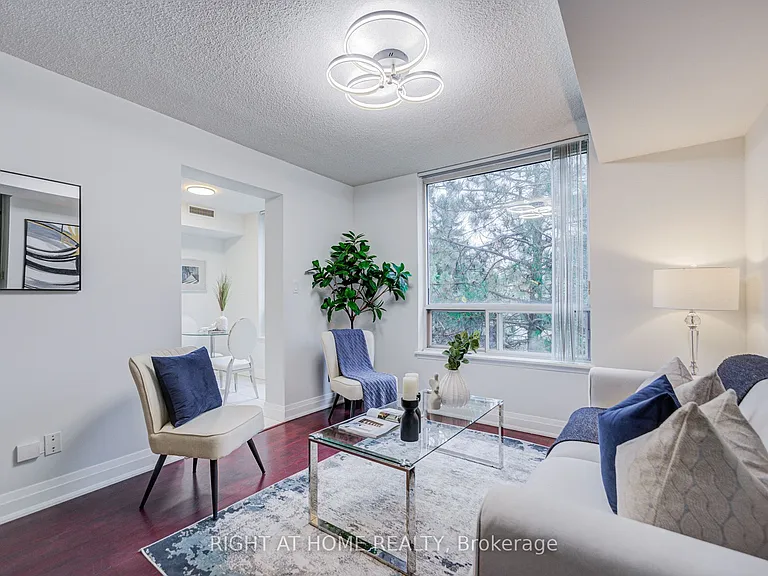 35 Empress Ave #207 — Photo 12