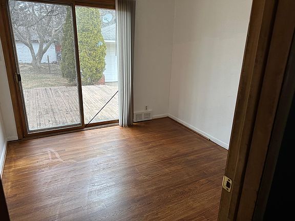 4th image of 26078 Westfield
