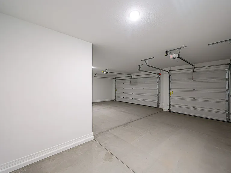 5633 W McNeil St — Photo 44