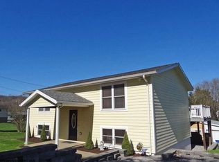112 Clark St, Rivesville, WV 26588