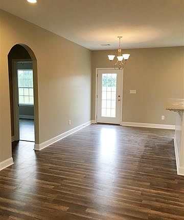 3rd image of 94 Cole Dr