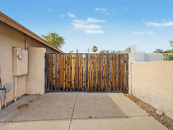 4th image of 4744 E HALIFAX Street