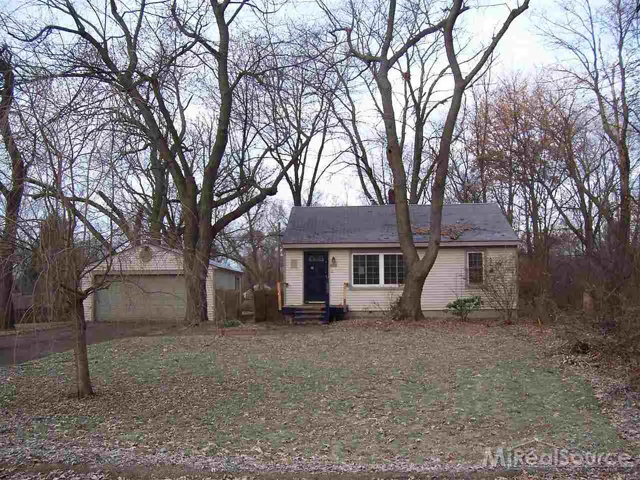 655 Elkinford Dr photo 1
