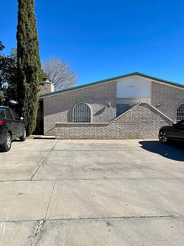 2918 E Glen Dr #B Photo 1