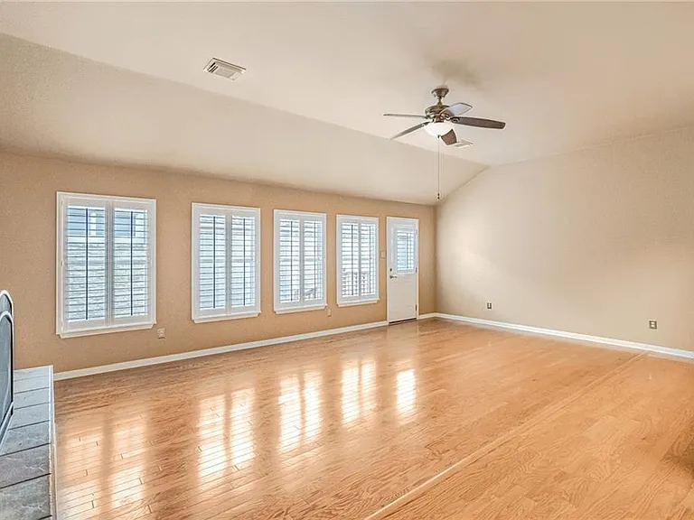 27 Troon Dr — Photo 12