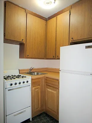 Rented by Balass Ralph, LREB | media 16