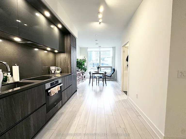 15 Mercer St #818 — Photo 7
