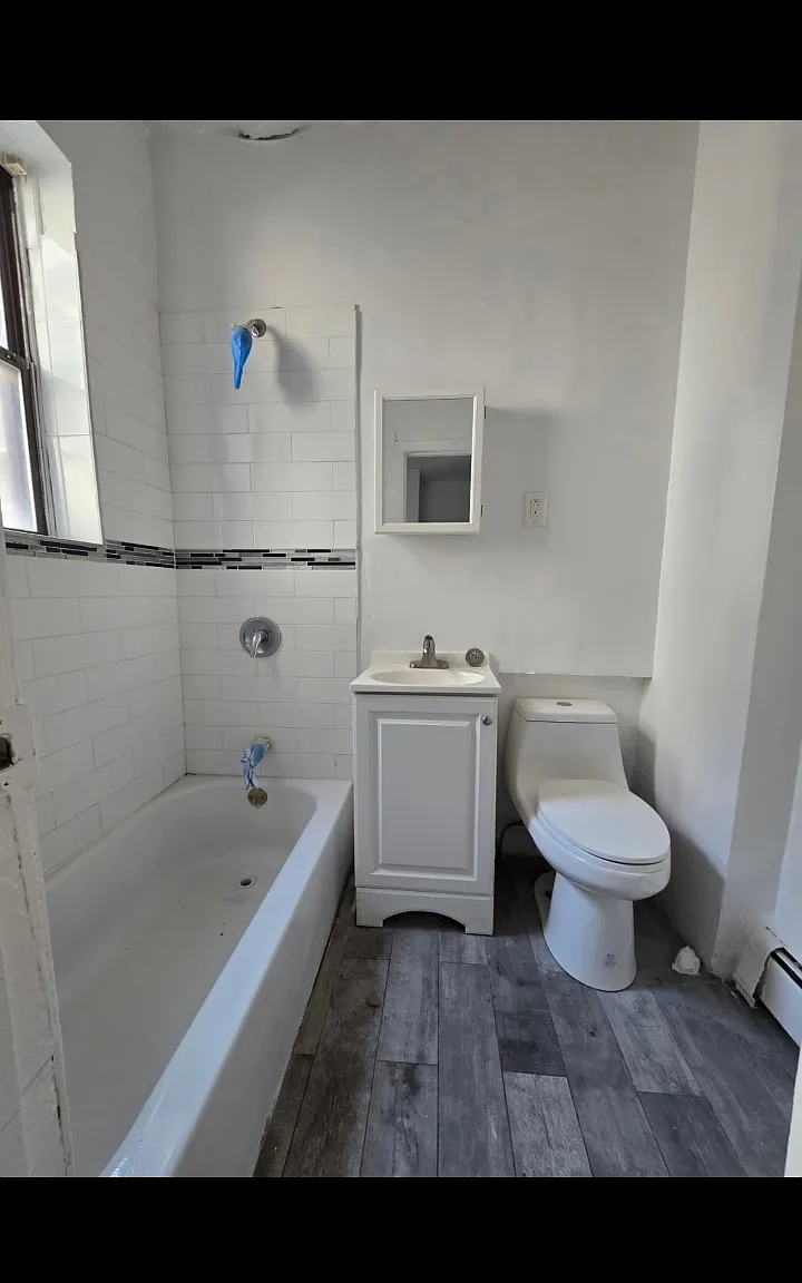 1 bed, $1,825 — Photo 3