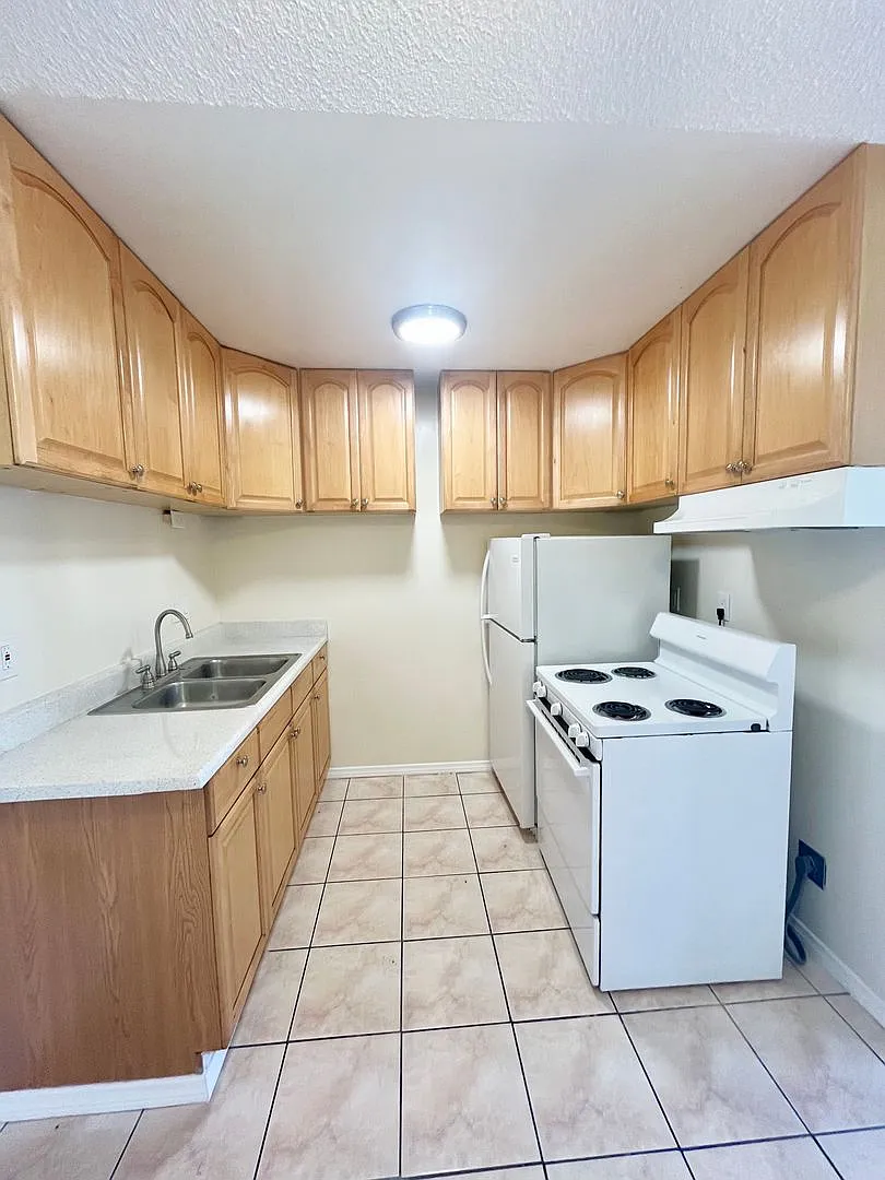 Available Now! Spacious Apartment in Quiet Area of National City — Photo 1