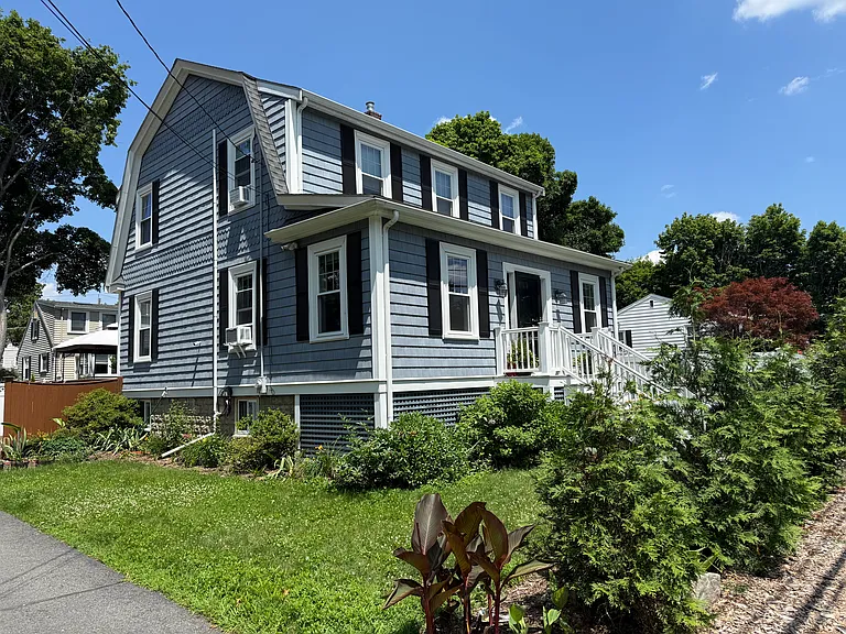 62 Plimpton Ave — Photo 3